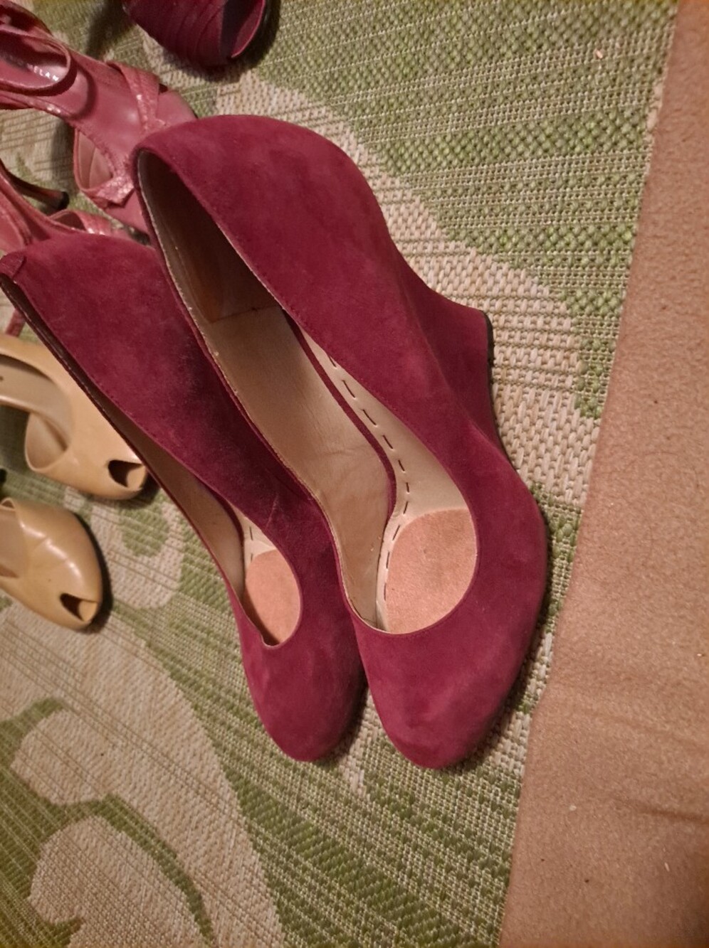 Nine West Women's Burgundy Suede Wedges - Picture 2 of 6